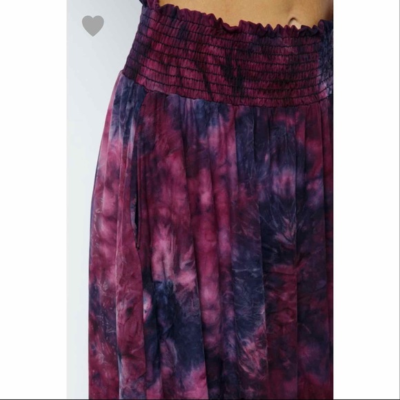 Tina Marie Smocked MIDI Skirt - Picture 3 of 4